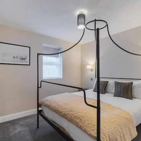 1Br Gem, Private Parking Apartment Windsor Exterior photo