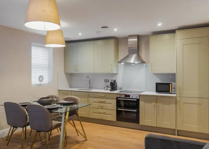 1Br Gem, Private Parking